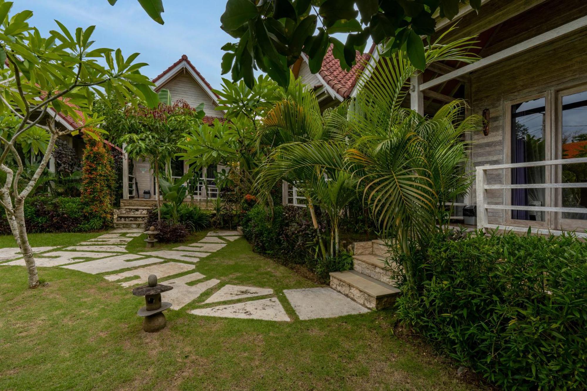 Отель Le Biu Garden View Нуса-Лембонган Экстерьер фото