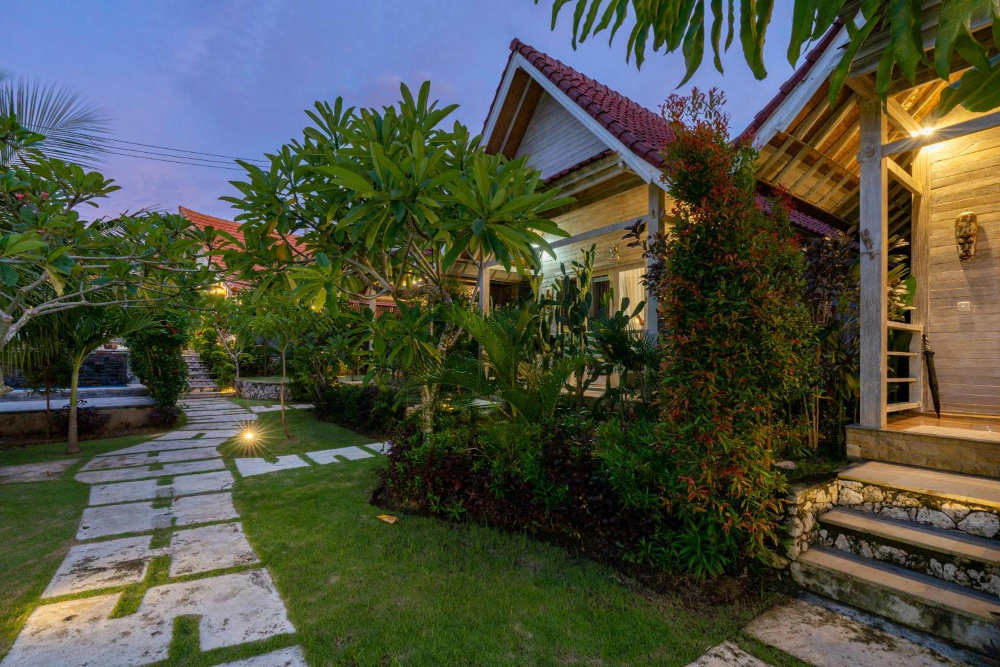 Отель Le Biu Garden View Нуса-Лембонган Экстерьер фото